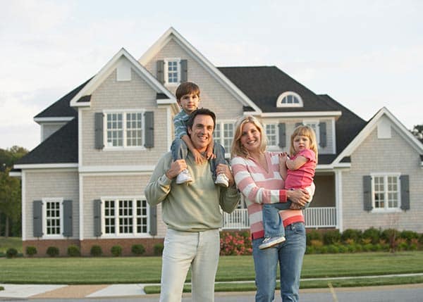 HOME PAGE 10 Jim Handy Eugene makes families happy
