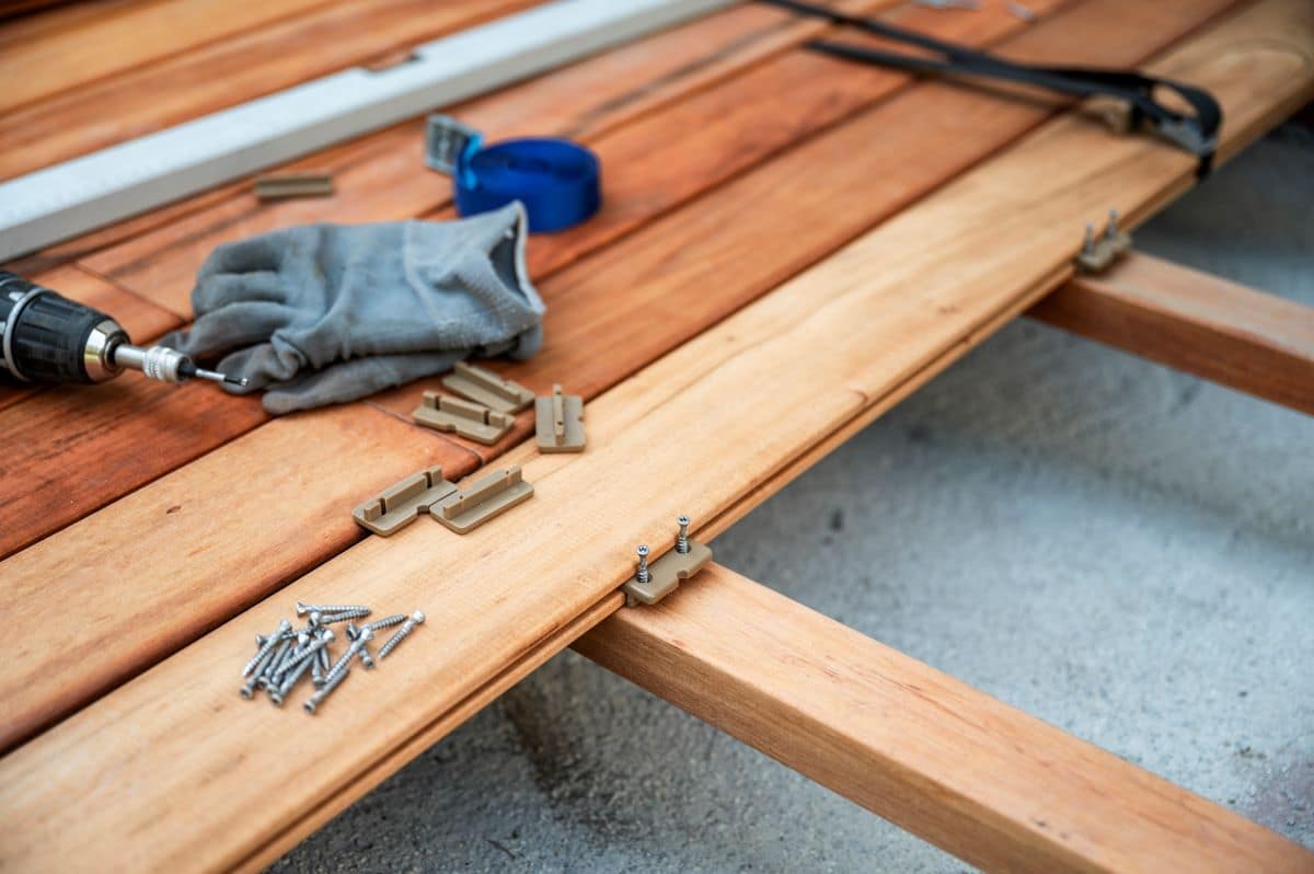 Deck repair in Eugene OR<br />
